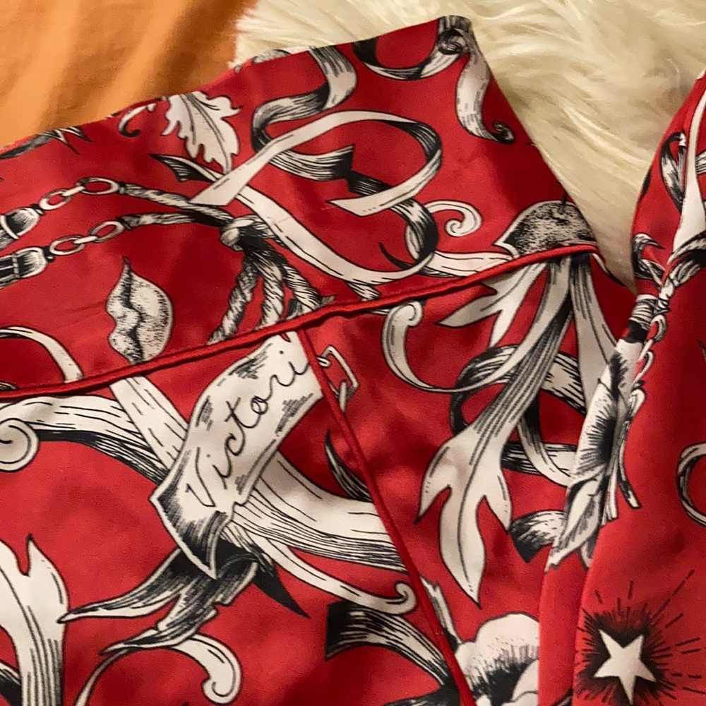 VICTORIA SECRET PAJAMA PANTS SIZE MEDIUM - Picture 3 of 4